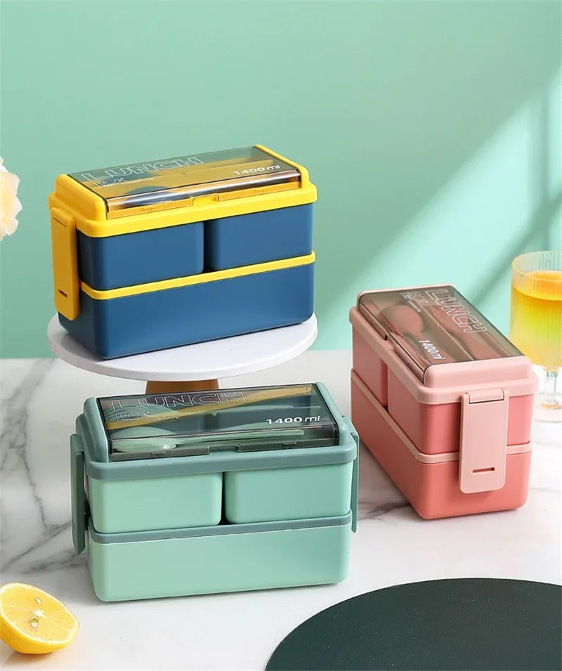 Double Layered Lunch Box With Cutlery Set
