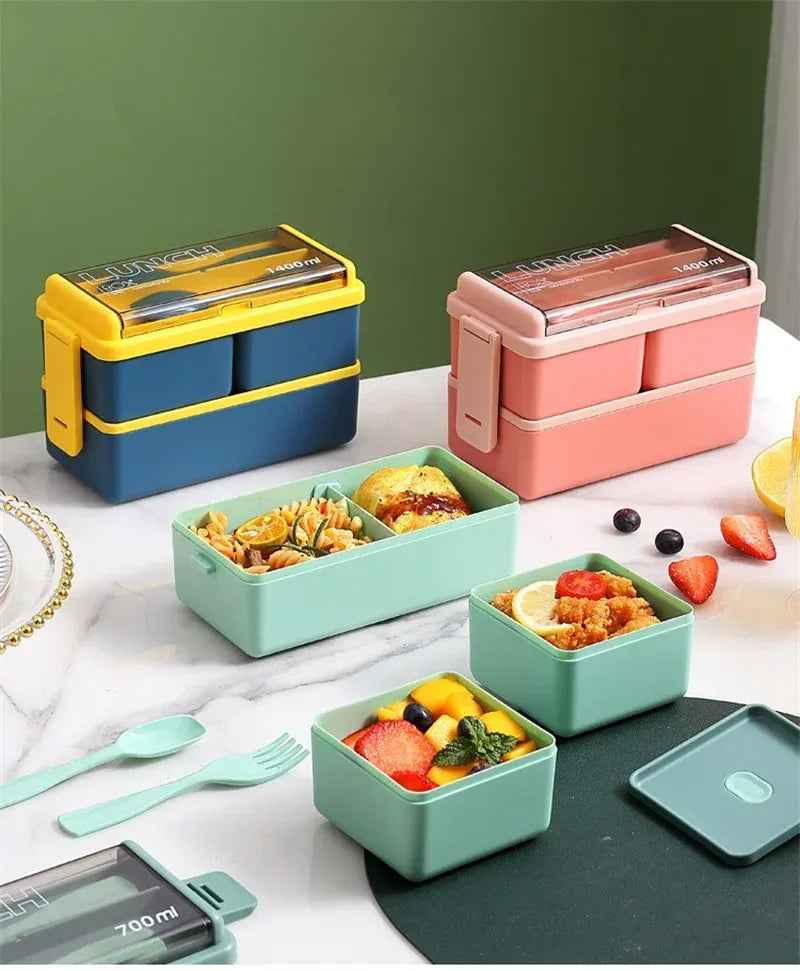 Double Layered Lunch Box With Cutlery Set